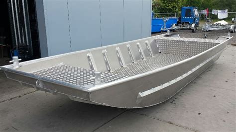 fabricated rail for seating in aluminum boats|aluminum boat fabrication near me.